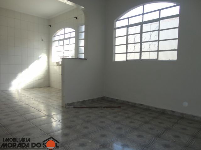 Casa Residencial para venda no bairro Jardim Copacabana de Maringá - Foto 14