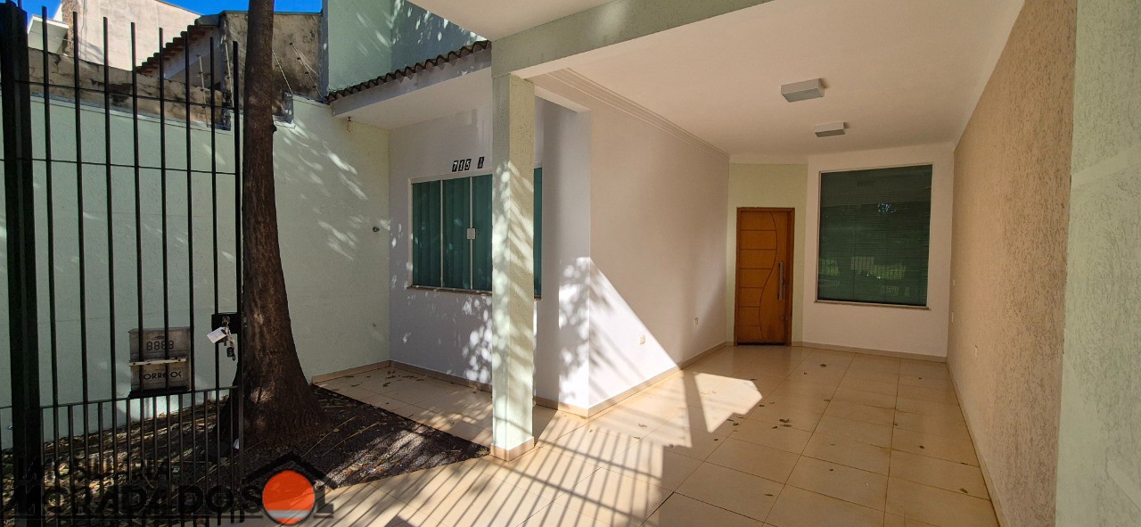Sobrado para locacao no Jardim Licce em Maringá com 155m² por R$ 2.800,00