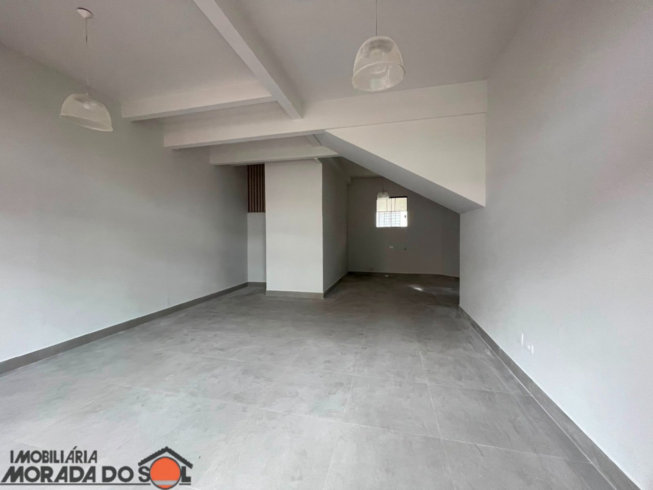 Cjto Comercial_sala para locacao no Zona 07 em Maringá com 70m² por R$ 3.000,00