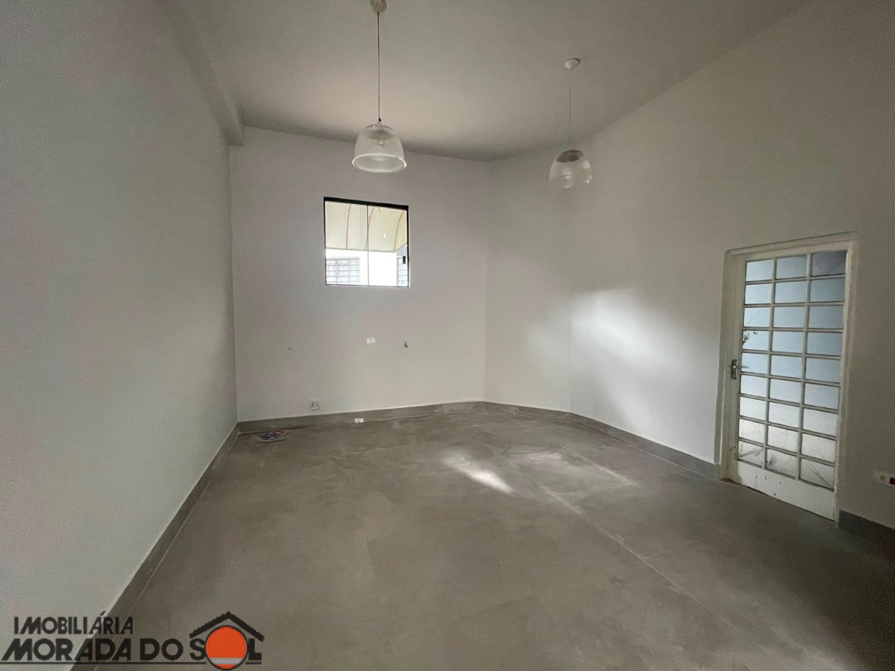 Cjto Comercial_sala para locacao no Zona 07 em Maringá com 70m² por R$ 3.000,00