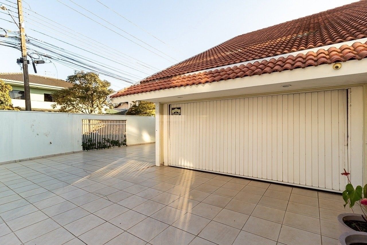 Casa à venda em Centro, Pinhais — Portal Chave Fácil