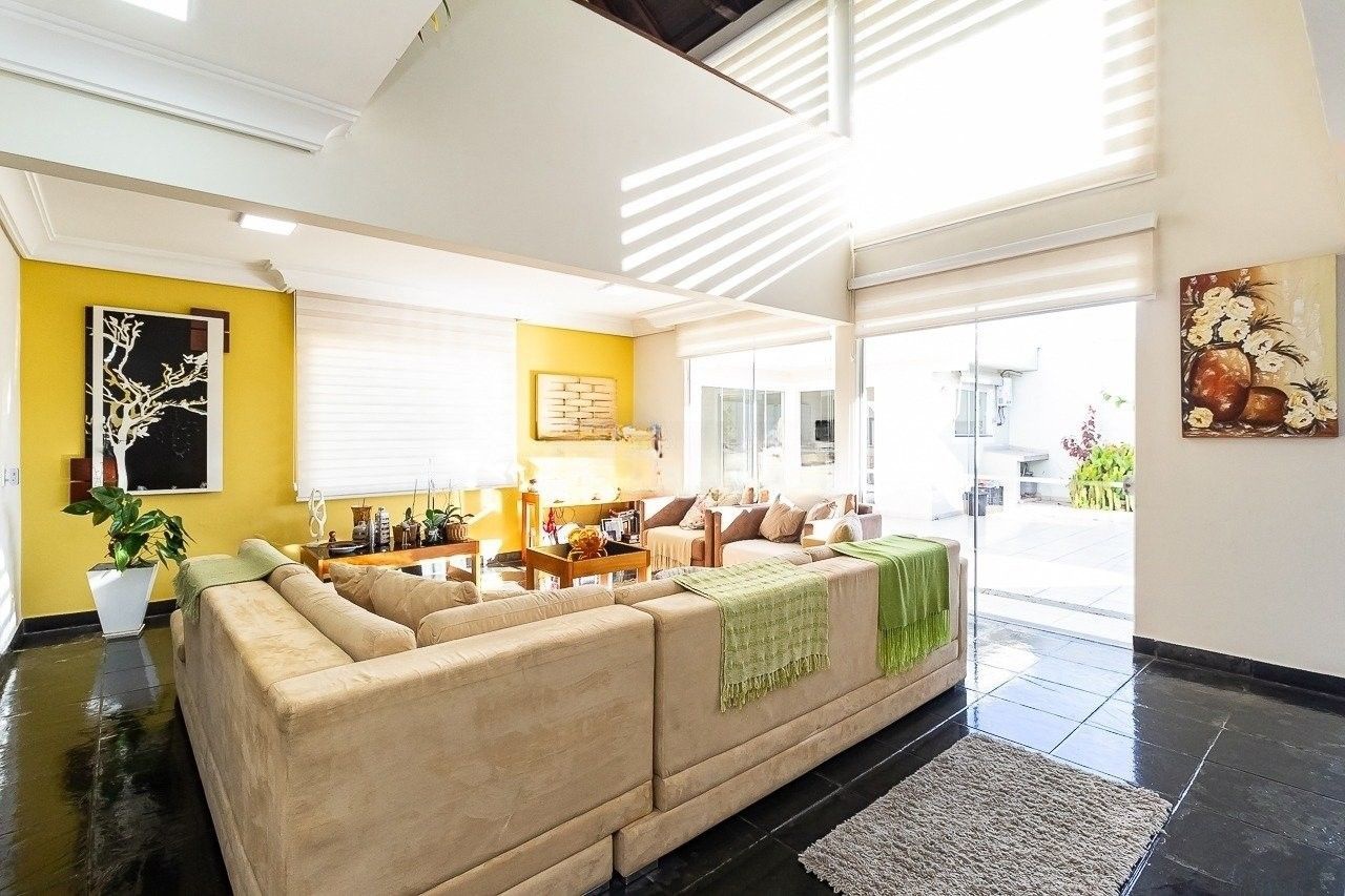 Casa à venda em Centro, Pinhais — Portal Chave Fácil