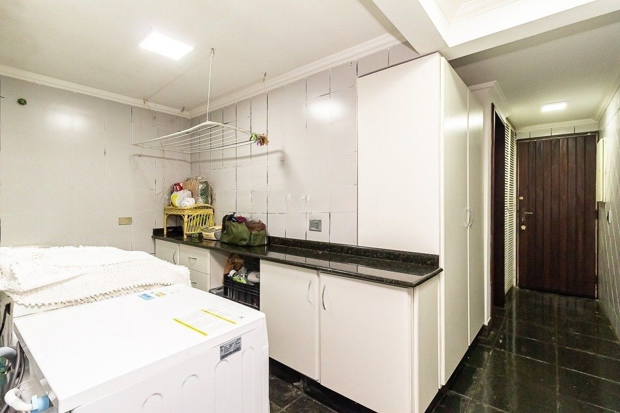 Casa Residencial para venda no bairro Centro de Pinhais - Foto 9