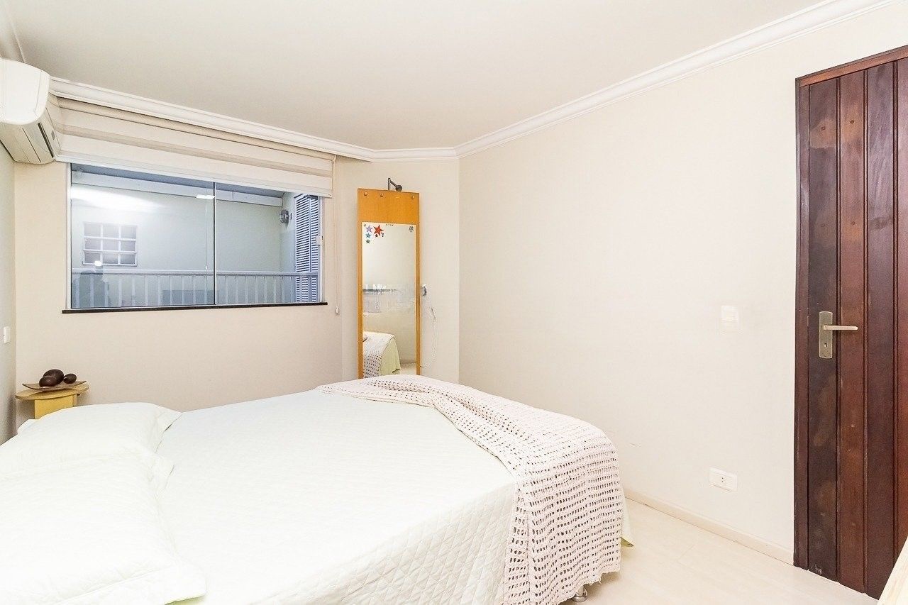 Casa Residencial para venda no bairro Centro de Pinhais - Foto 18