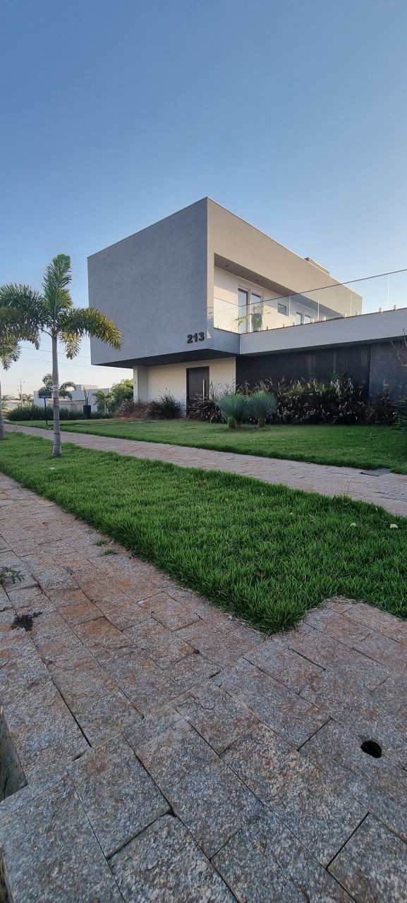 Casa Residencial para locação no bairro Jardim Munique de Maringá - Foto 8