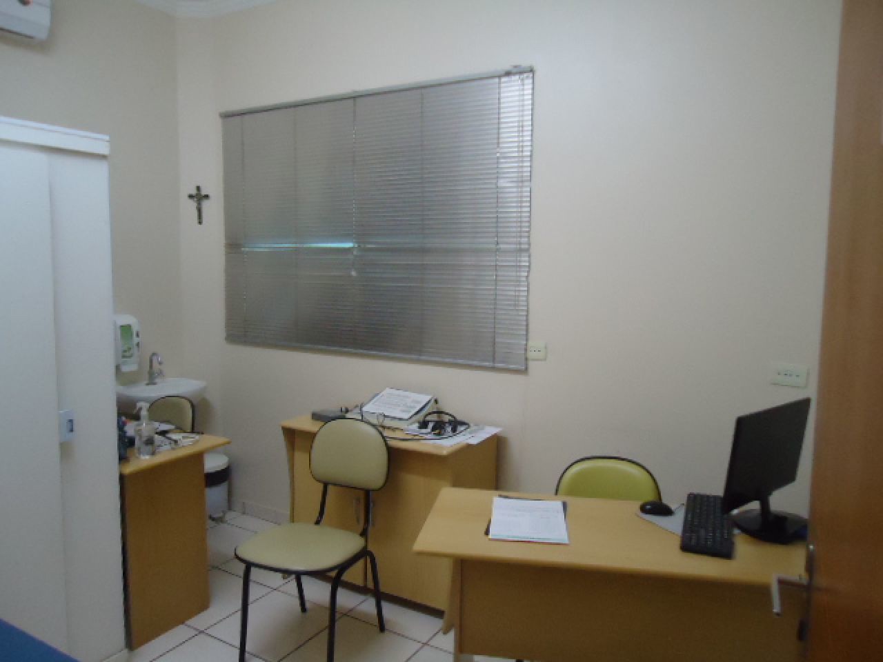 Sala Comercial para venda no bairro Jardim Alvorada de Maringá - Foto 8
