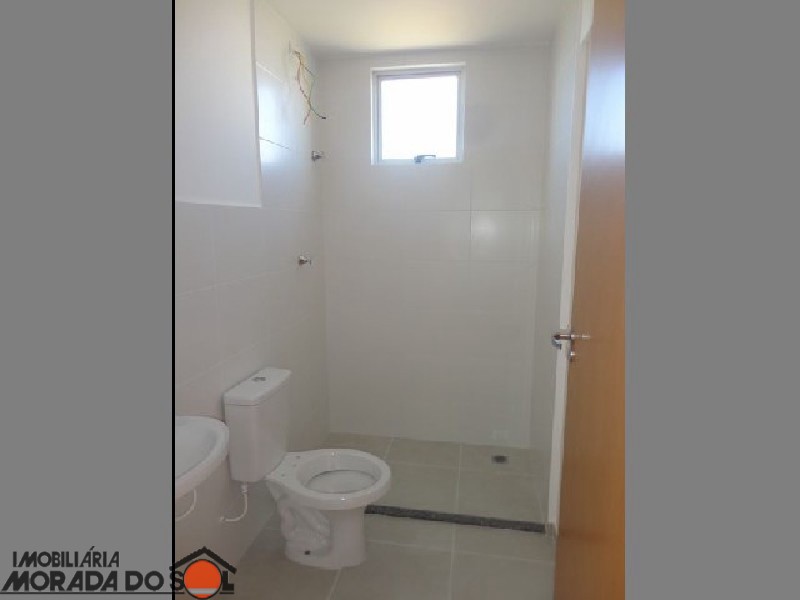 Apartamento para venda no bairro Jardim das Estações de Maringá - Foto 11