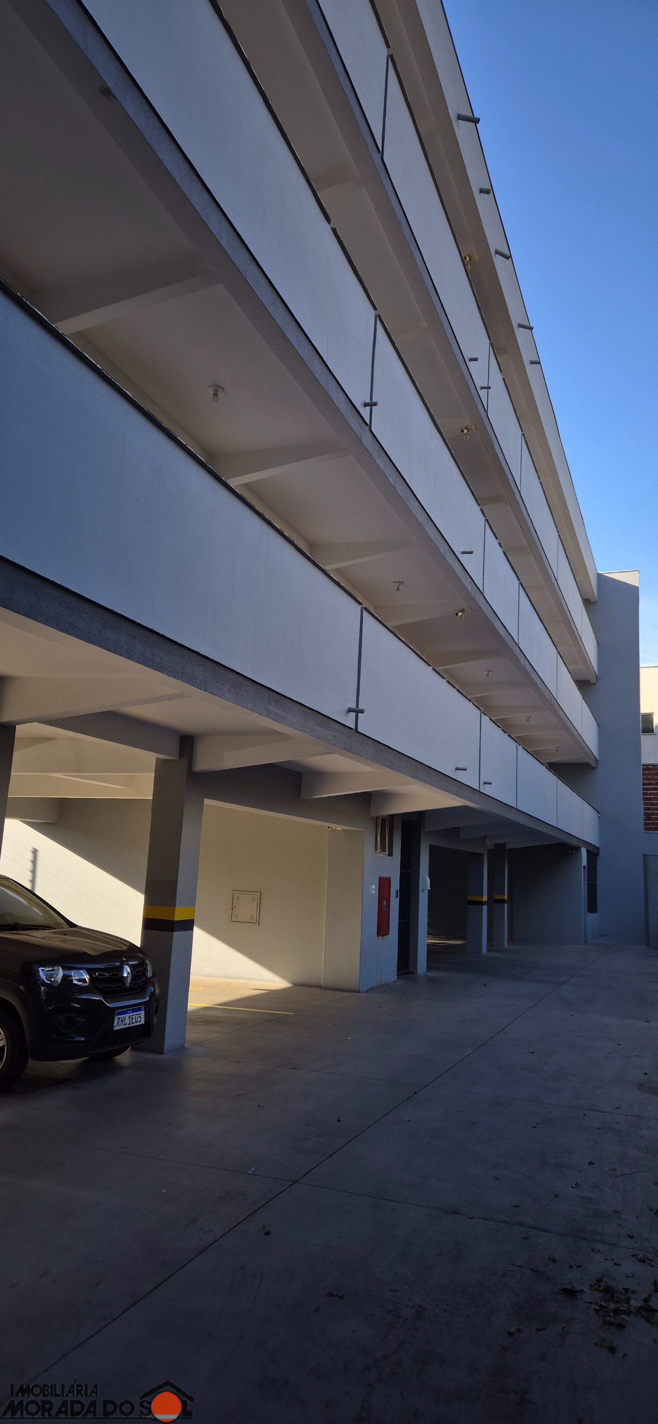 Kitinet para locacao no Zona 07 em Maringá com 35m² por R$ 850,00
