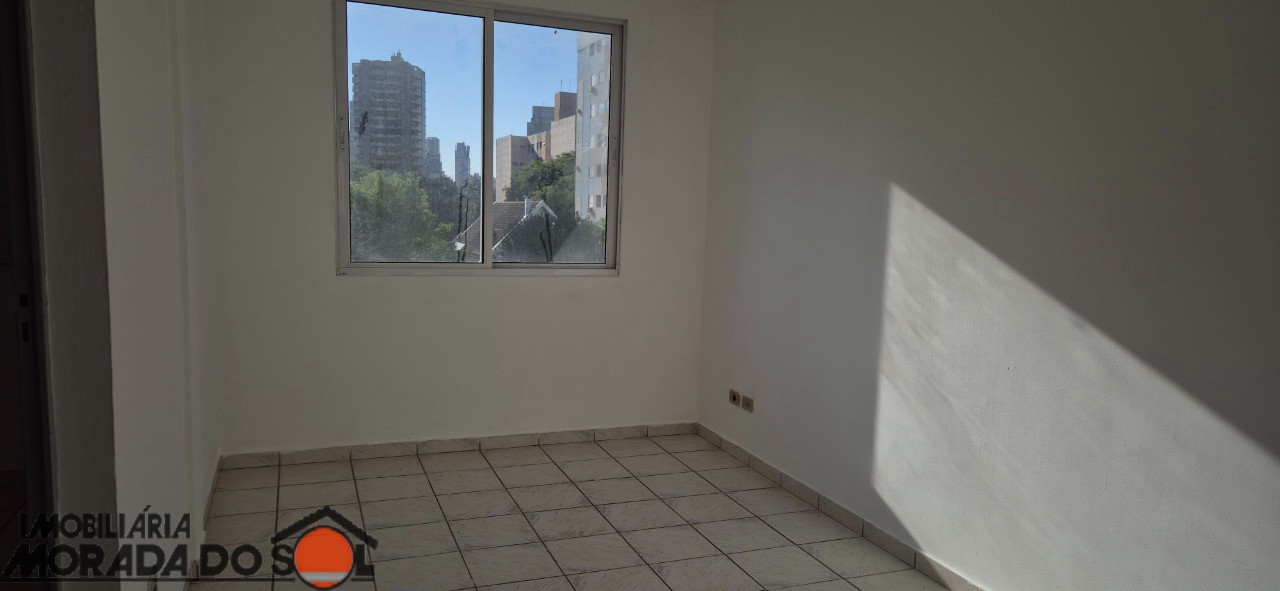 Kitinet para locação no bairro Zona 07 de Maringá - Foto 4