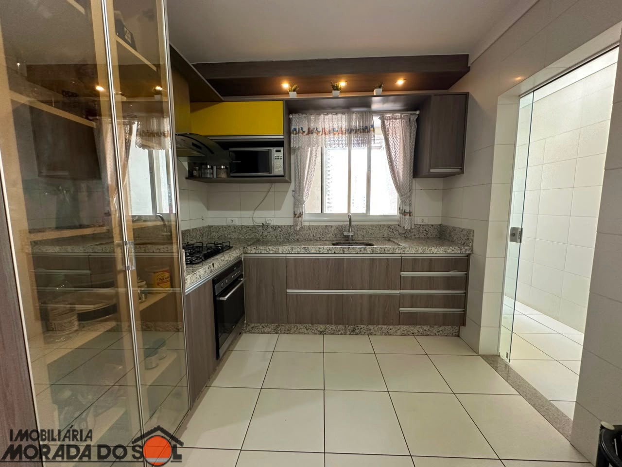 Apartamento para venda no Zona 07 em Maringá com 124m² por R$ 1.050.000,00