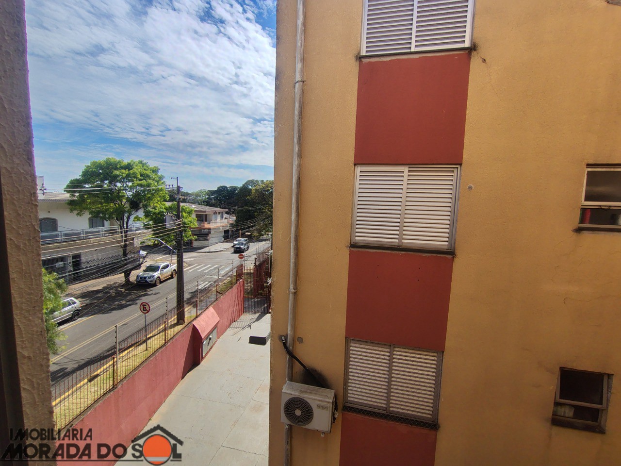 Apartamento para locação no bairro Conjunto Habitacional Lea Leal de Maringá - Foto 11