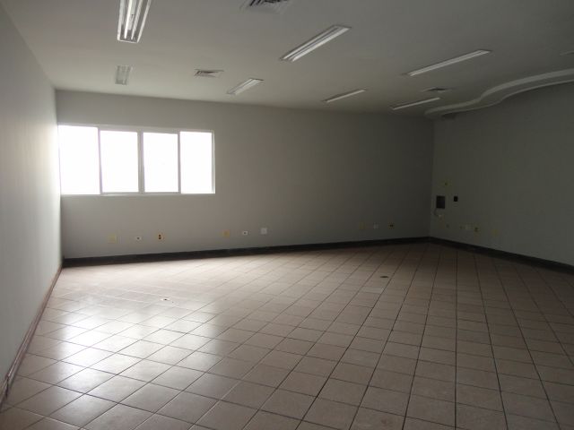 Sala Comercial para locação no bairro Zona 04 de Maringá - Foto 18