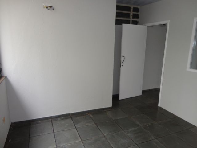 Sala Comercial para locação no bairro Zona 04 de Maringá - Foto 27
