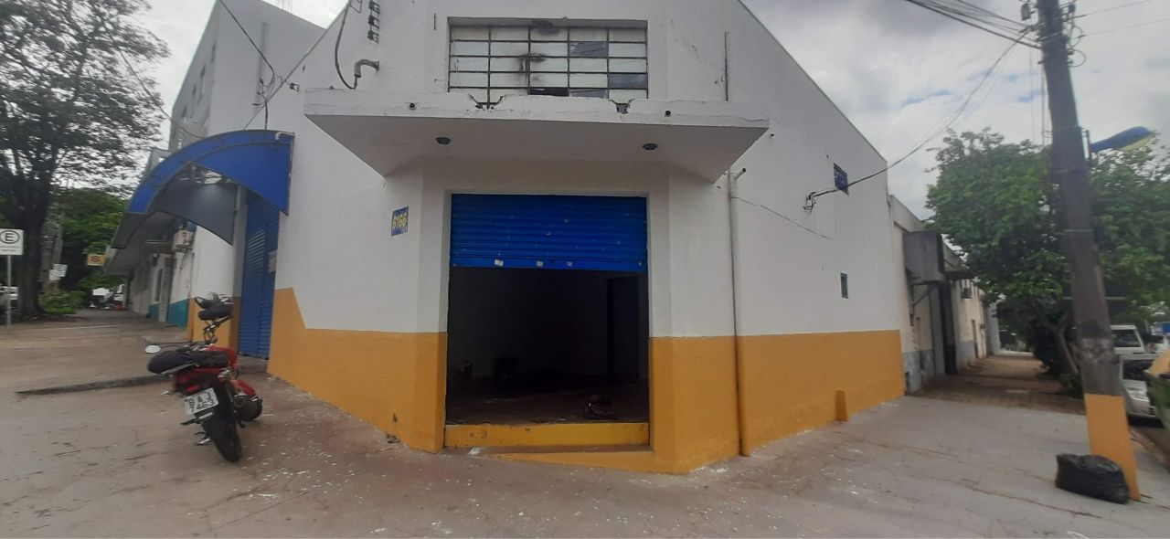 Salão para locacao no Zona 05 em Maringá com 134m² por R$ 2.200,00