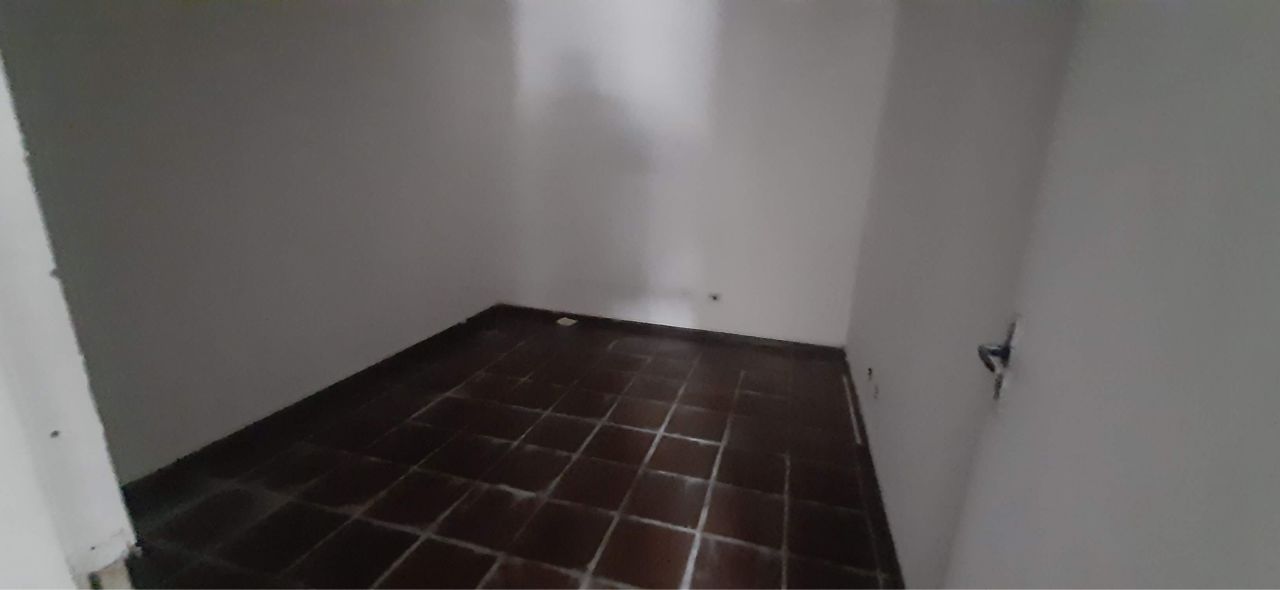 Salão para locação no bairro Zona 05 de Maringá - Foto 7