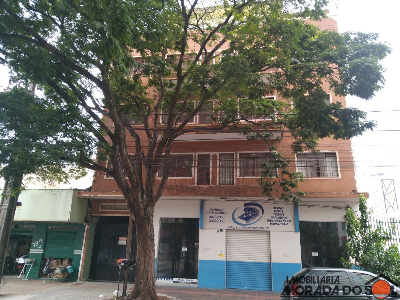 Apartamento para locacao no Zona 01 Centro em Maringá com 90m² por R$ 2.300,00