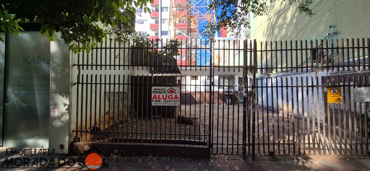 Kitinet para locacao no Zona 07 em Maringá com 30m² por R$ 750,00