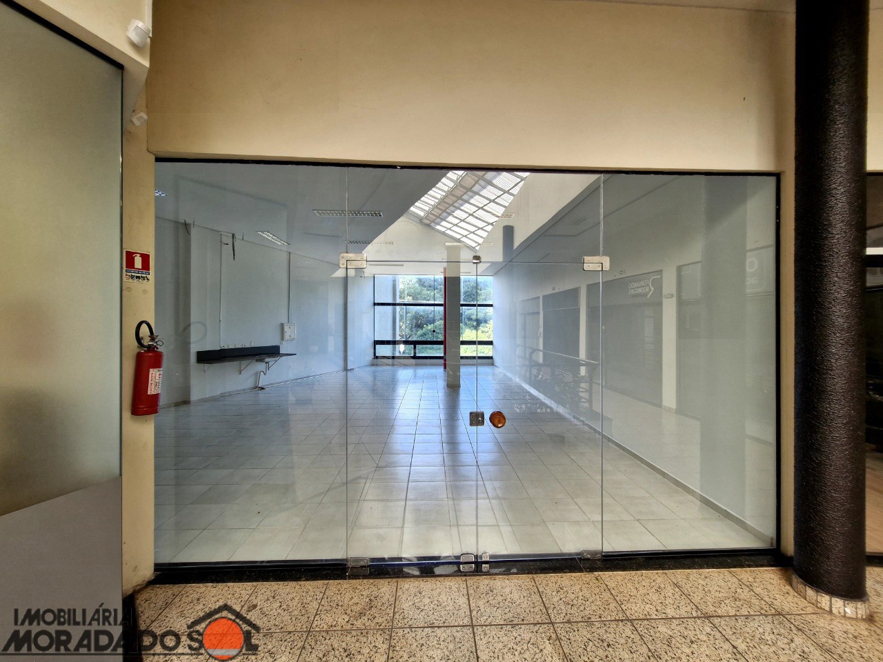 Cjto Comercial_sala para locacao no Zona 01 Centro em Maringá com 70m² por R$ 2.900,00