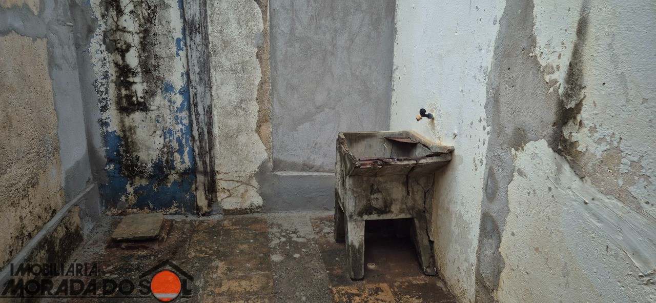 Galpão Comercial para locação no bairro Zona 02 de Maringá - Foto 9