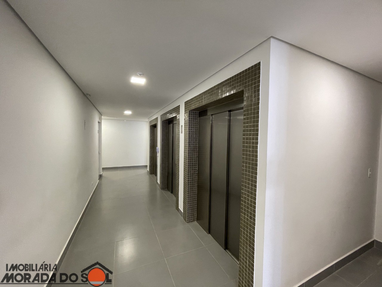 Apartamento para locacao no Vila Emília em Maringá com 0m² por R$ 2.500,00