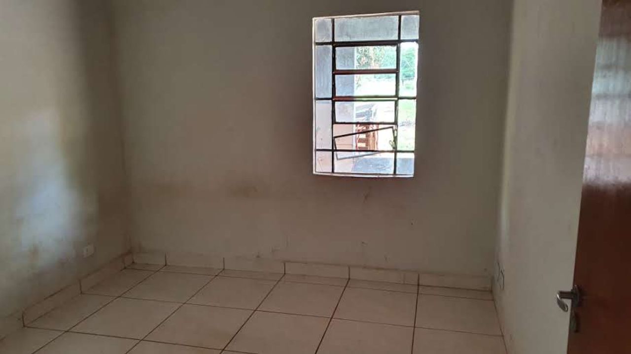 Galpão Comercial para venda no bairro Parque Industrial de Maringá - Foto 8