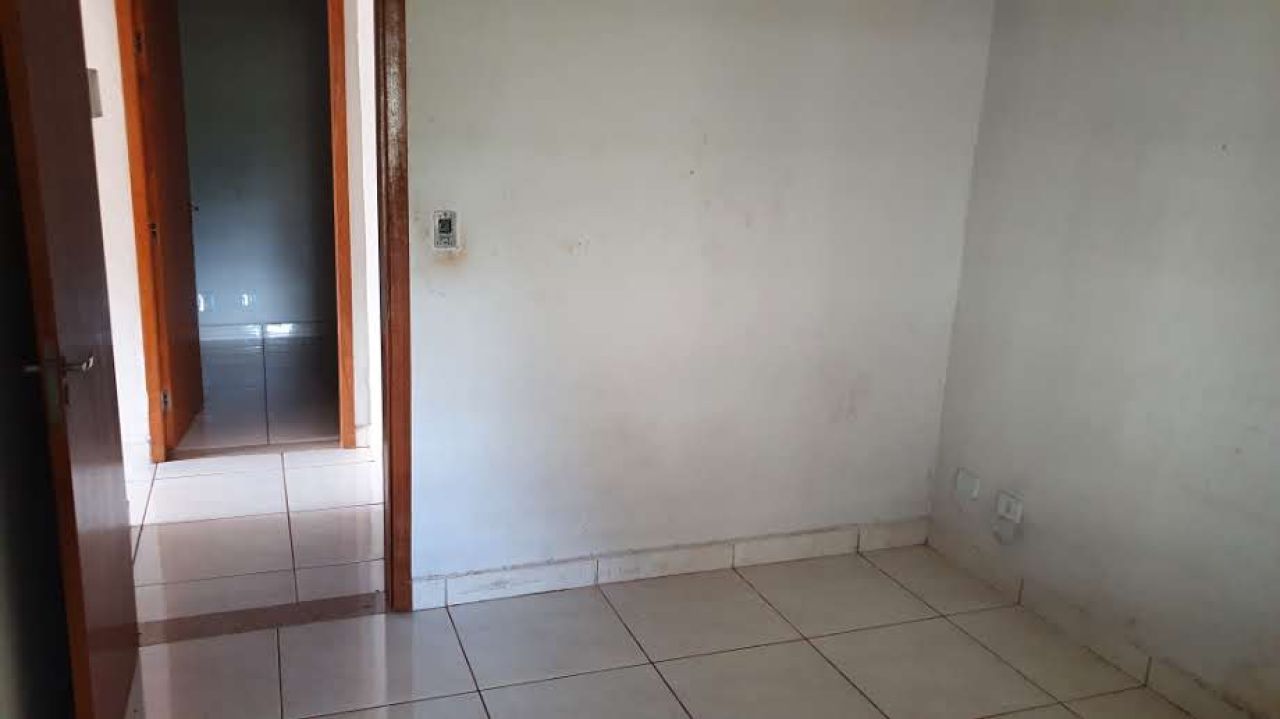 Galpão Comercial para venda no bairro Parque Industrial de Maringá - Foto 10