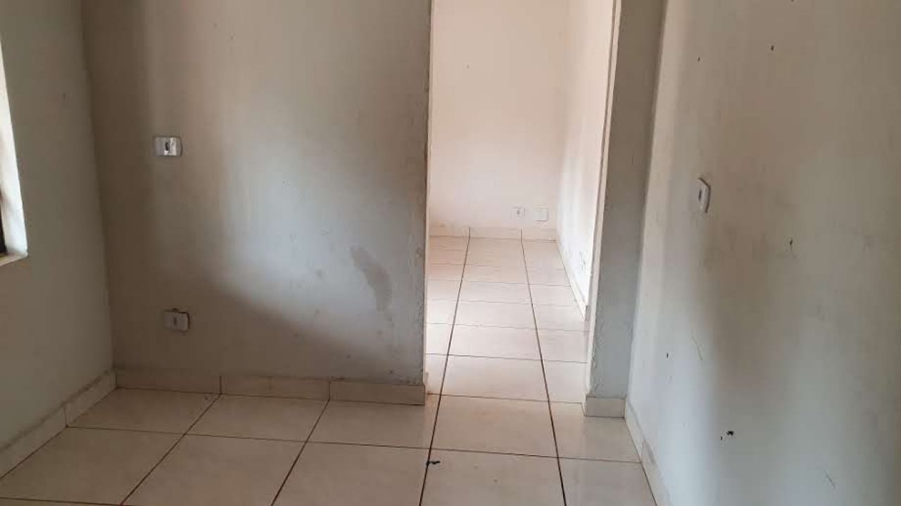Galpão Comercial para venda no bairro Parque Industrial de Maringá - Foto 13