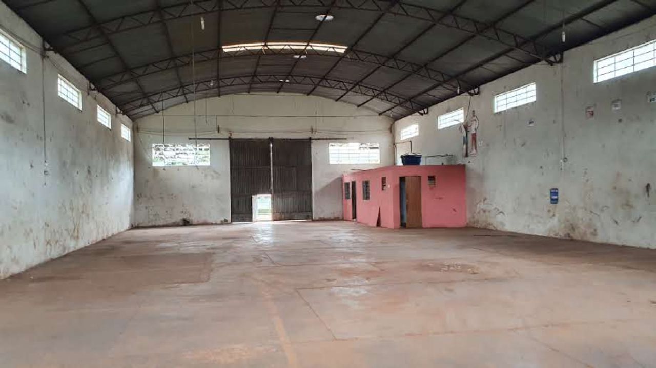 Galpão Comercial para venda no bairro Parque Industrial de Maringá - Foto 16