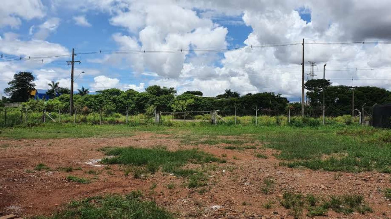 Galpão Comercial para venda no bairro Parque Industrial de Maringá - Foto 23