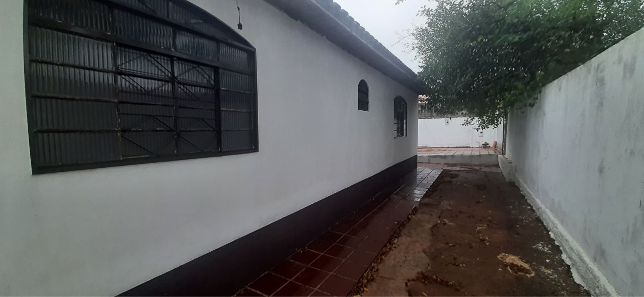 Casa Residencial para venda no Jardim Alvorada em Maringá com 229,05m² por R$ 350.000,00