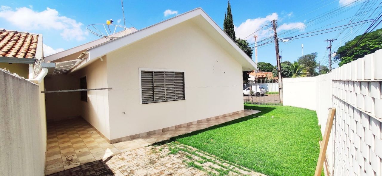 Casa Residencial para venda no bairro Conjunto Habitacional Requião de Maringá - Foto 4