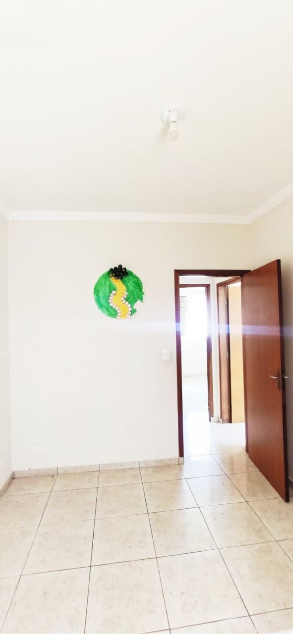 Casa Residencial para venda no bairro Conjunto Habitacional Requião de Maringá - Foto 9