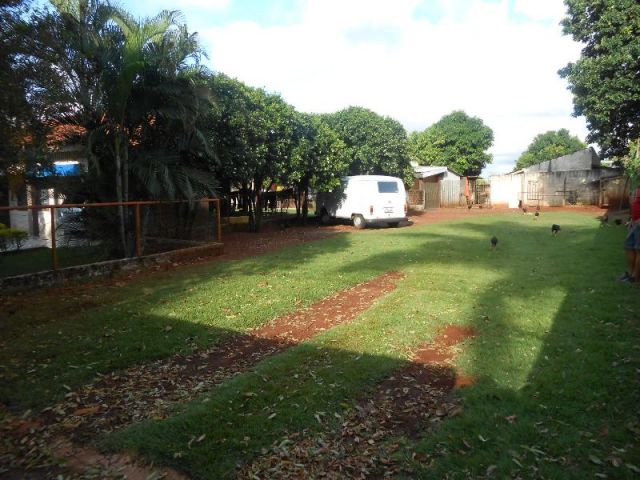 Terreno para venda no Jardim Alvorada em Maringá com 2.502m² por R$ 1.800.000,00