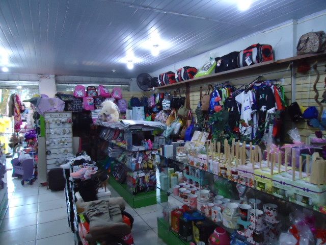 Sala Comercial para venda no bairro Parque Palmeiras de Maringá - Foto 8