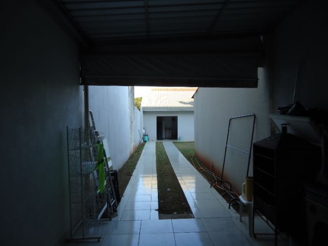 Sala Comercial para venda no bairro Parque Palmeiras de Maringá - Foto 12