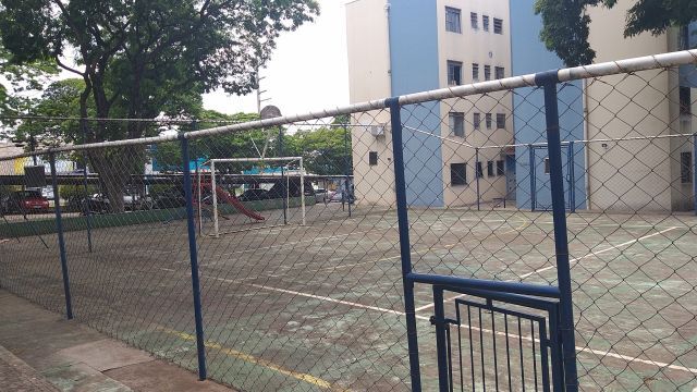 Apartamento para venda no Zona 02 em Maringá com 52,25m² por R$ 220.000,00