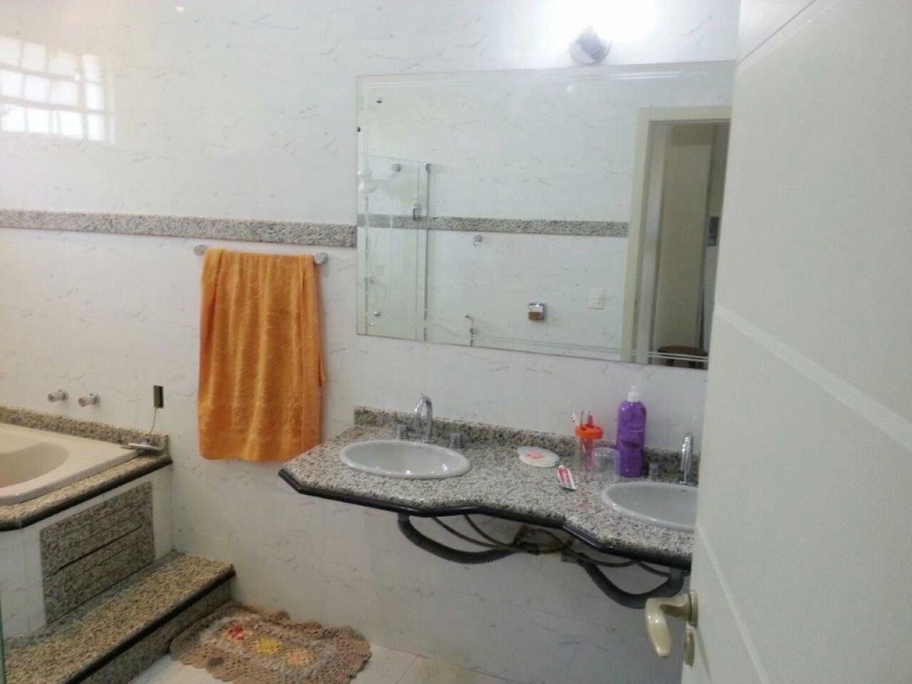 Sobrado para venda no bairro Vila Morangueira de Maringá - Foto 18