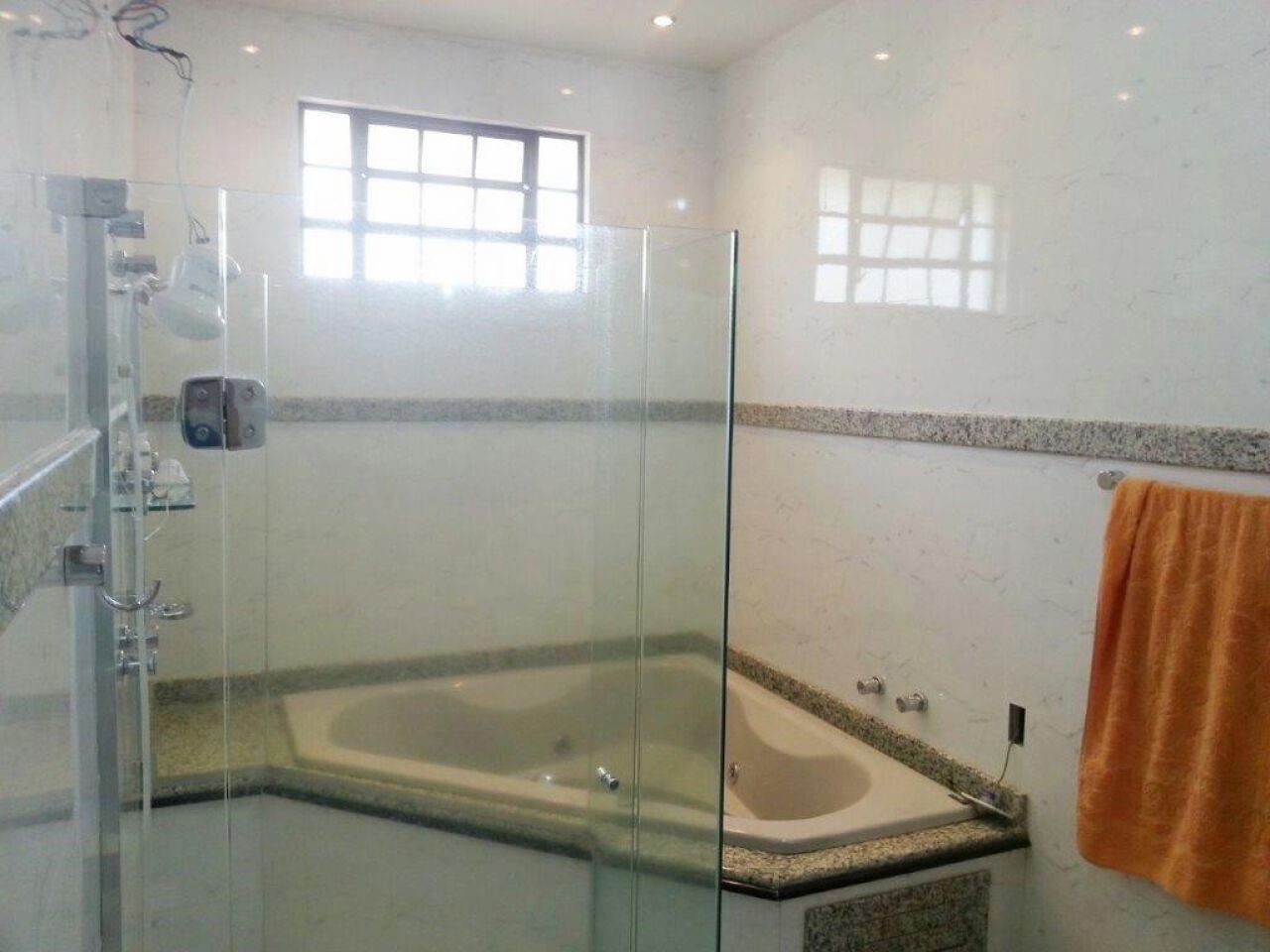 Sobrado para venda no bairro Vila Morangueira de Maringá - Foto 19