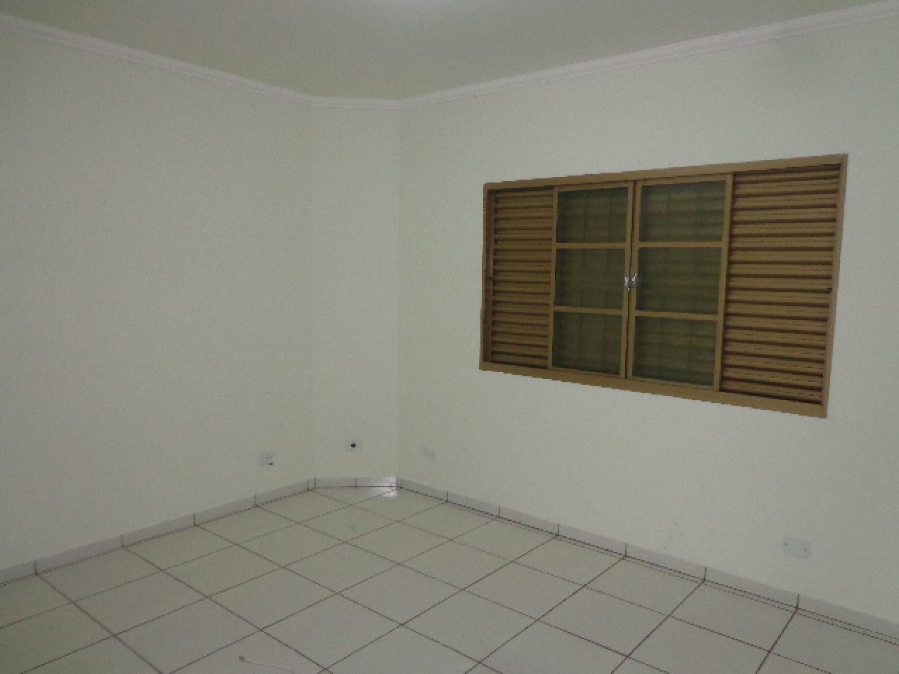 Casa Residencial para venda no bairro Zona 06 de Maringá - Foto 14