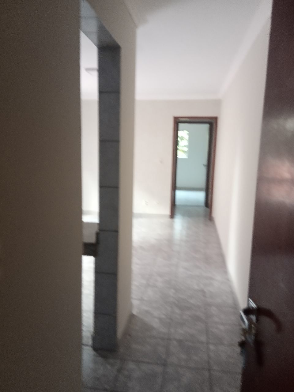 Apartamento para venda no Zona 07 em Maringá com 85m² por R$ 250.000,00