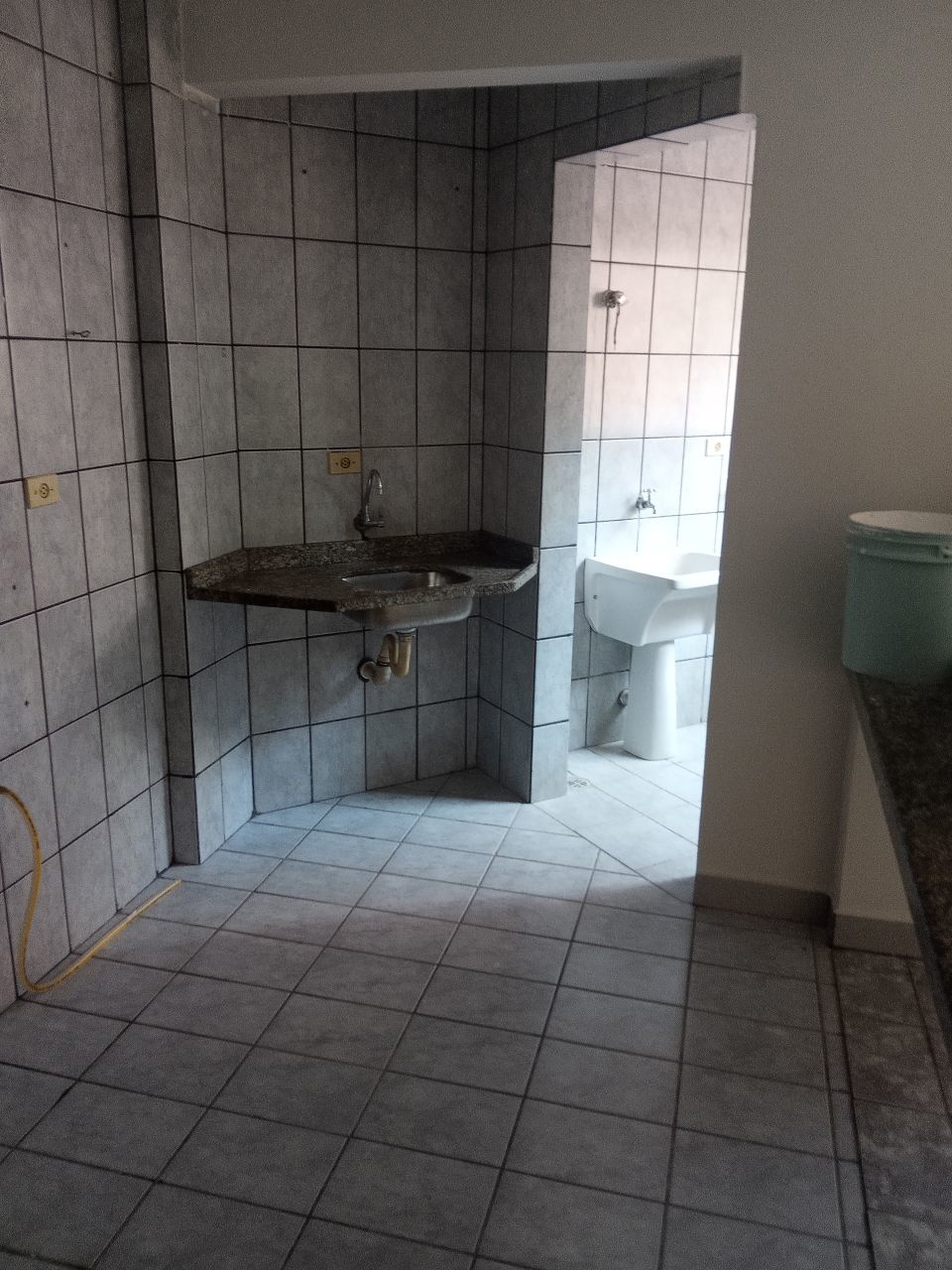 Apartamento para venda no bairro Zona 07 de Maringá - Foto 4