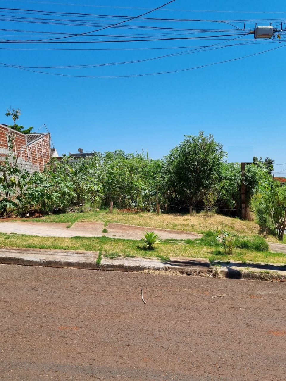 Terreno para venda no Jardim Olímpico em Maringá com 210m² por R$ 195.000,00
