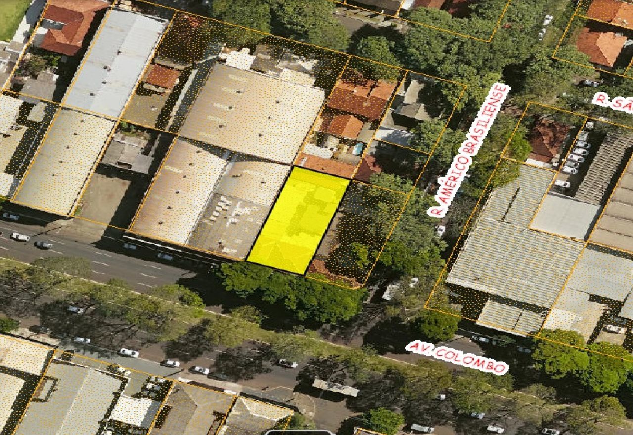 Terreno para venda no Zona 07 em Maringá com 600m² por R$ 2.400.000,00