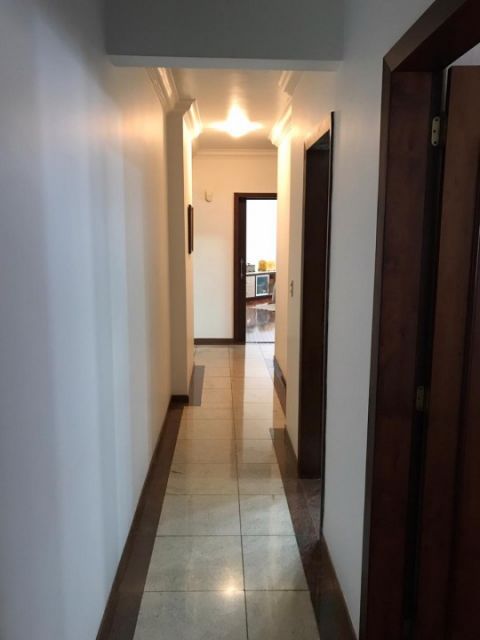 Apartamento para venda no bairro Zona 01 Centro de Maringá - Foto 11