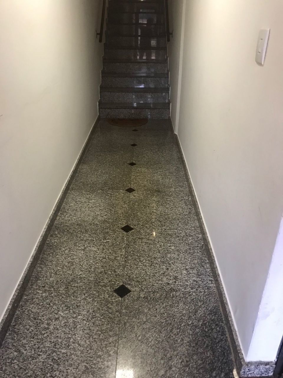 Sala Comercial para venda no bairro Zona 06 de Maringá - Foto 6