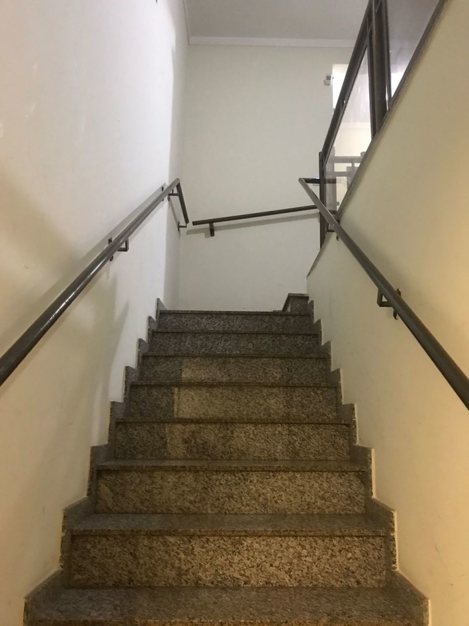 Sala Comercial para venda no bairro Zona 06 de Maringá - Foto 7