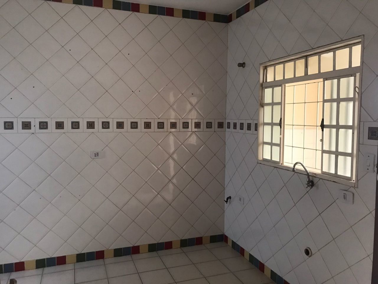 Sala Comercial para venda no bairro Zona 06 de Maringá - Foto 16