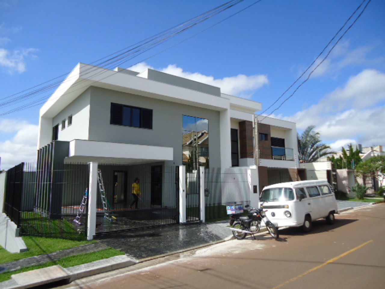 Sobrado para venda no Jardim Cidade Monções em Maringá com 225m² por R$ 1.550.000,00
