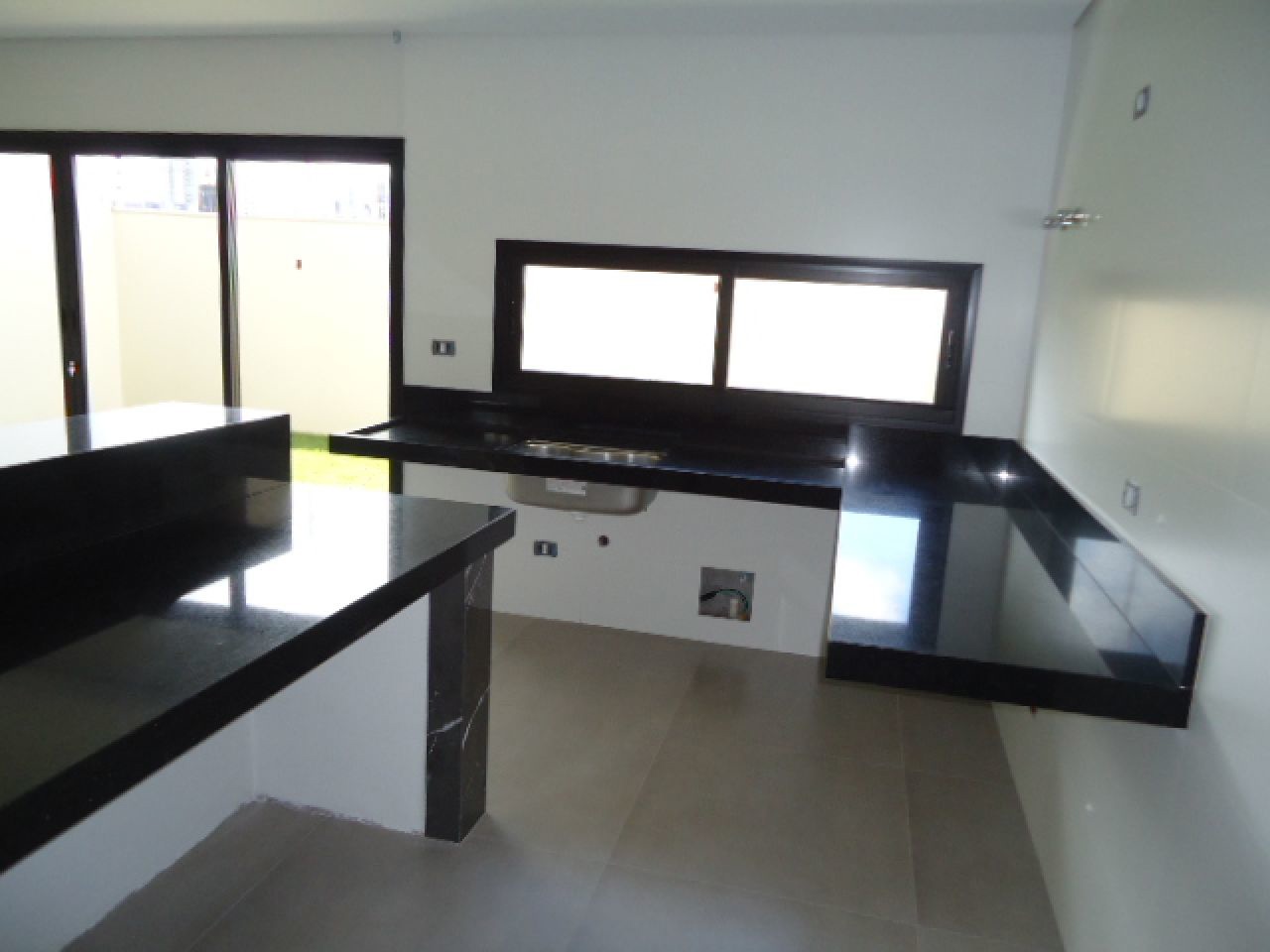Sobrado para venda no bairro Jardim Cidade Monções de Maringá - Foto 11