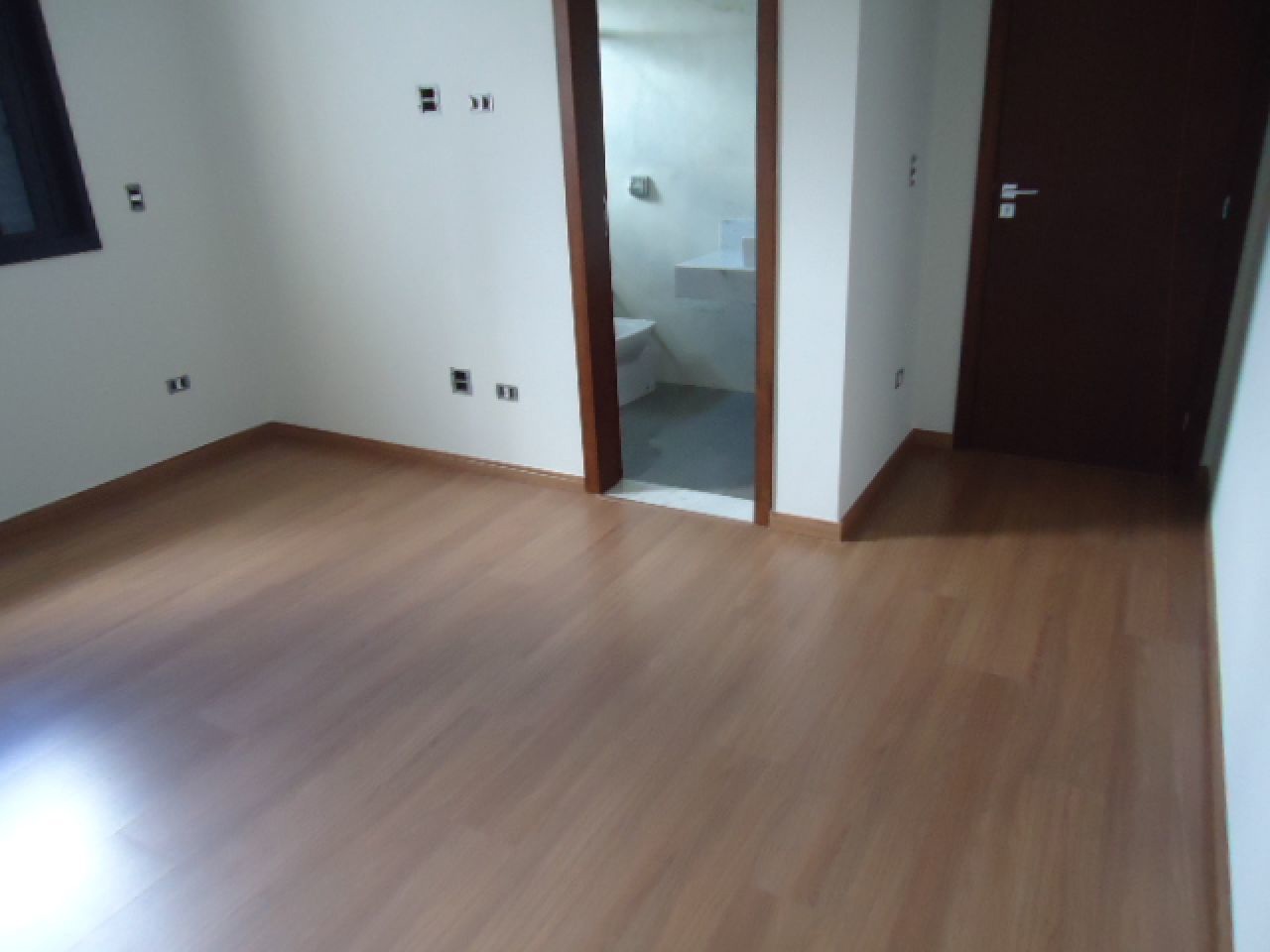 Sobrado para venda no bairro Jardim Cidade Monções de Maringá - Foto 26